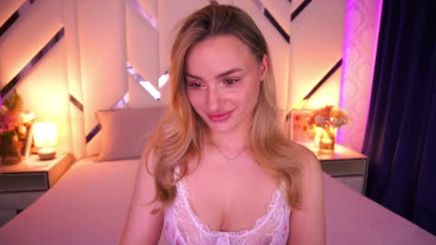 Snapshot of diana_nova chatting on May 8, 2026, 1:16 pm diana_nova online show from May 8, 2026, 1:16 pm