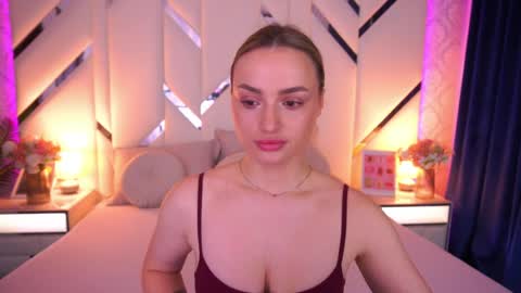 Snapshot of diana_nova chatting on May 16, 2026, 6:43 am diana_nova online show from May 16, 2026, 6:43 am