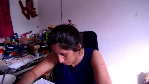 diana_rogu online show from November 18, 2025, 7:51 pm