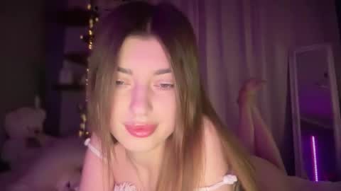 DIANA  online show from April 3, 2026, 8:18 pm