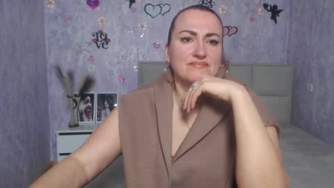 Snapshot of dianamgg chatting on March 9, 2025, 6:39 am Diana online show from March 9, 2025, 6:39 am