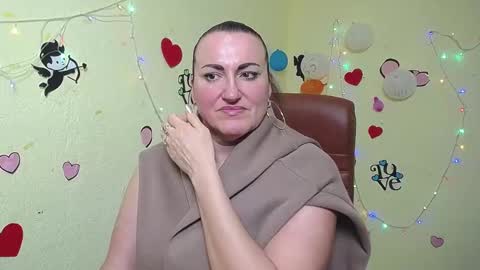 Snapshot of dianamgg chatting on March 10, 2025, 12:15 pm Diana online show from March 10, 2025, 12:15 pm