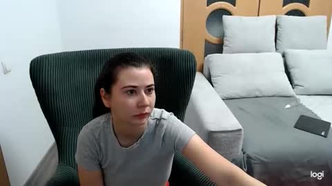 Snapshot of dianasmiey7 chatting on November 16, 2025, 8:53 am dianasmiey7 online show from November 16, 2025, 8:53 am