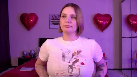 Snapshot of dianemills chatting on February 20, 2025, 2:29 am Diane Mills online show from February 20, 2025, 2:29 am