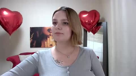 Snapshot of dianemills chatting on February 23, 2025, 11:36 pm Diane Mills online show from February 23, 2025, 11:36 pm