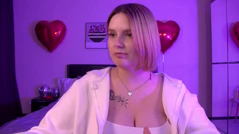 Snapshot of dianemills chatting on February 26, 2025, 10:31 pm Diane Mills online show from February 26, 2025, 10:31 pm