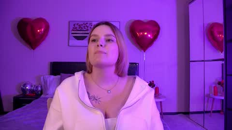 Snapshot of dianemills chatting on February 27, 2025, 1:38 am Diane Mills online show from February 27, 2025, 1:38 am