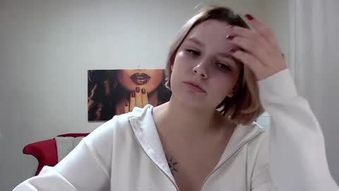 Snapshot of dianemills chatting on March 9, 2025, 5:28 pm Diane Mills online show from March 9, 2025, 5:28 pm