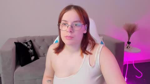 Snapshot of dianne_davis chatting on February 24, 2025, 8:38 am Dianne online show from February 24, 2025, 8:38 am