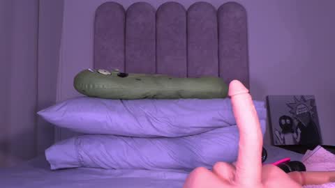 Melania   -    online show from January 5, 2025, 2:38 am