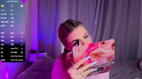 diannedibartolo online show from November 8, 2025, 7:01 pm