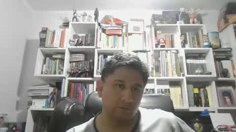 dickeduardo online show from February 3, 2026, 7:24 am