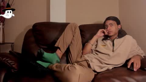 Snapshot of dickie_dicking chatting on October 21, 2025, 8:42 pm dickie_dicking online show from October 21, 2025, 8:42 pm