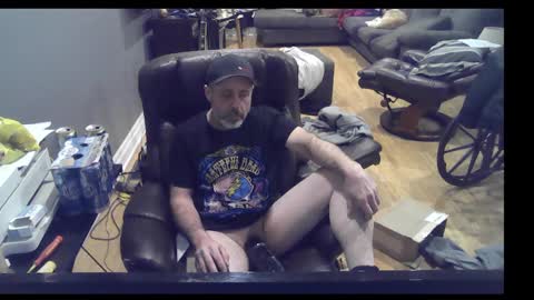 Snapshot of dickrb1984 chatting on February 17, 2025, 5:58 am dickrb1984 online show from February 17, 2025, 5:58 am