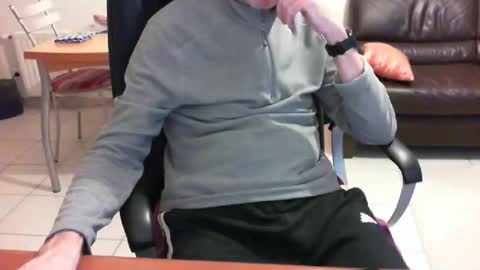 Snapshot of didonc chatting on April 25, 2026, 7:55 pm didonc from france..... online show from April 25, 2026, 7:55 pm