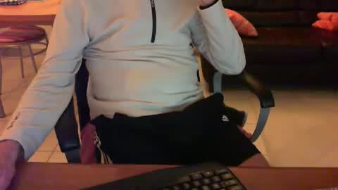 Snapshot of didonc chatting on May 13, 2026, 7:55 pm didonc from france..... online show from May 13, 2026, 7:55 pm