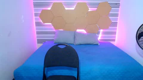 Snapshot of diego__cruz chatting on December 20, 2024, 11:43 am Diego online show from December 20, 2024, 11:43 am