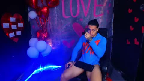 Snapshot of diego__cruz chatting on February 15, 2025, 12:01 pm Diego online show from February 15, 2025, 12:01 pm