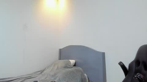 Snapshot of diego_cazas chatting on December 21, 2024, 1:58 am DIEGO CAZAS online show from December 21, 2024, 1:58 am
