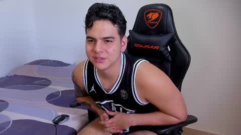 Snapshot of diego_cazas chatting on June 28, 2026, 4:02 pm DIEGO CAZAS online show from June 28, 2026, 4:02 pm