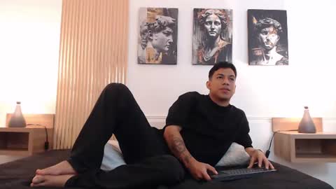 diego_salvatore online show from June 24, 2026, 2:49 pm