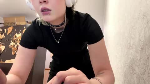 Lilit online show from May 28, 2026, 5:21 pm