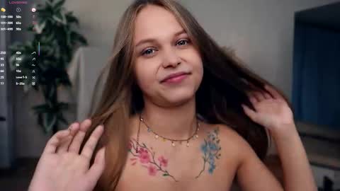 Elwyna online show from September 17, 2025, 7:26 pm