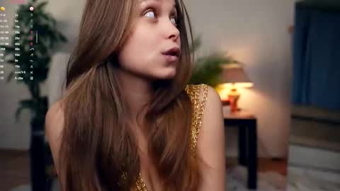 Elwyna online show from October 9, 2025, 7:01 pm