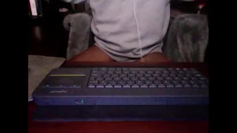 The Digital Pimp.... online show from December 17, 2025, 11:16 am