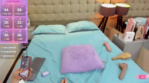 Snapshot of diiana_miller chatting on December 7, 2024, 6:37 pm Diiana miller online show from December 7, 2024, 6:37 pm