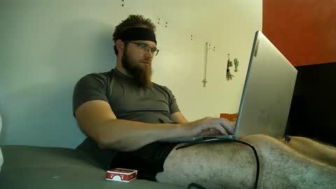 Snapshot of dikdowndaddy chatting on December 3, 2024, 7:54 am Daddy online show from December 3, 2024, 7:54 am