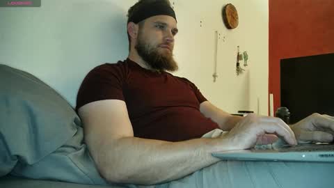 Snapshot of dikdowndaddy chatting on December 16, 2025, 1:05 pm Daddy online show from December 16, 2025, 1:05 pm