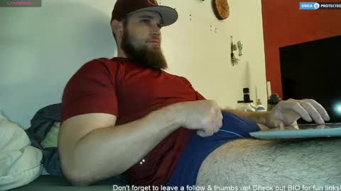 Snapshot of dikdowndaddy chatting on May 11, 2026, 9:48 am Daddy online show from May 11, 2026, 9:48 am