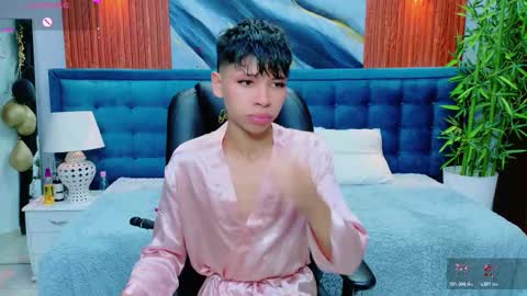  DILAN online show from March 22, 2026, 10:13 pm