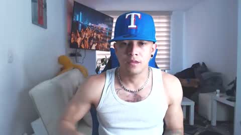 dilanxxx8888 online show from February 21, 2026, 9:05 pm