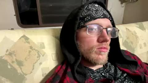 Daddy online show from May 14, 2026, 6:42 am
