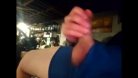 Snapshot of dilf_watchme chatting on December 18, 2024, 4:31 am Mr. Dilf online show from December 18, 2024, 4:31 am