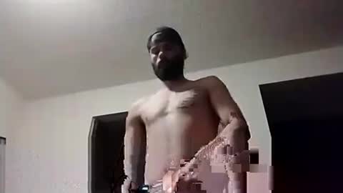 Snapshot of dill801975 chatting on February 1, 2026, 11:47 pm dill801975 online show from February 1, 2026, 11:47 pm