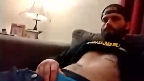 Snapshot of dill801975 chatting on February 3, 2026, 1:37 am dill801975 online show from February 3, 2026, 1:37 am