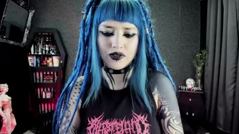 dimmuanddarkness online show from December 24, 2024, 7:11 pm