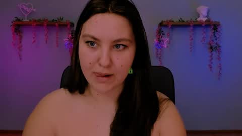 dina_bloom online show from April 1, 2026, 8:59 am