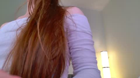 Snapshot of dina_peach chatting on June 27, 2026, 12:22 pm Dina online show from June 27, 2026, 12:22 pm