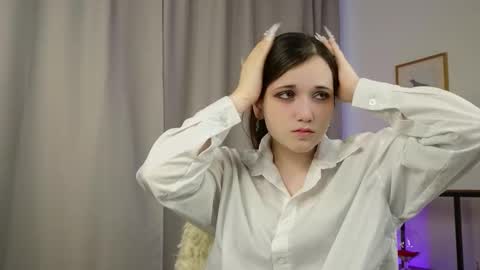 Rina online show from October 15, 2025, 4:56 am