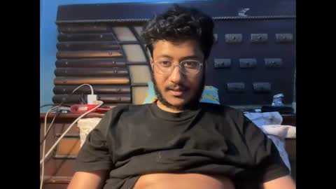 Dinchain online show from May 8, 2026, 4:01 pm