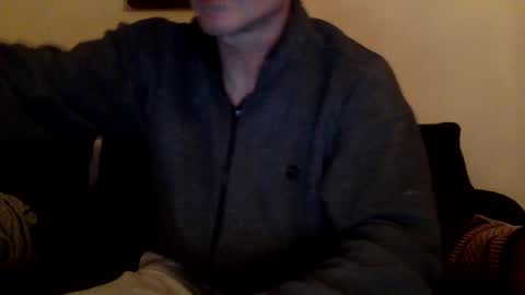 dinnerout1111 online show from January 1, 2025, 1:37 am