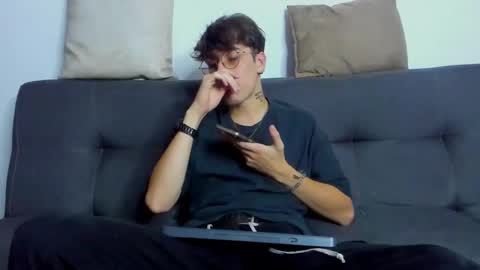 Dio online show from December 20, 2025, 12:34 pm