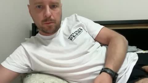 diogotenerife online show from May 1, 2026, 5:39 pm