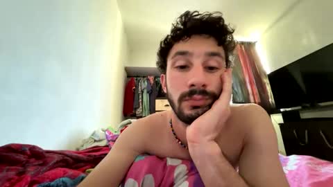 Henry online show from January 12, 2025, 10:12 pm