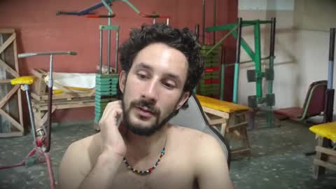 Henry online show from February 28, 2025, 1:26 am