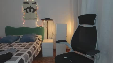 Anglica A online show from January 26, 2025, 10:57 pm